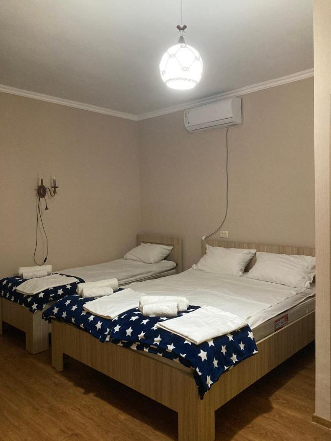 Hotel Happy Holiday à Akhaltsikhé Extérieur photo